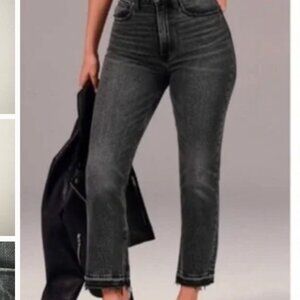 Abercrombie & Fitch The Ankle Straight Ultra High-Rise Curve Love Jeans